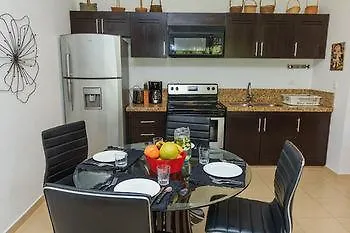 Condos Perfectly Situated Between The Beach & Tulum Town By Stella Rentals 墨西哥