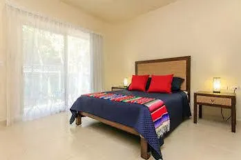 Condos Perfectly Situated Between The Beach & Tulum Town By Stella Rentals 墨西哥