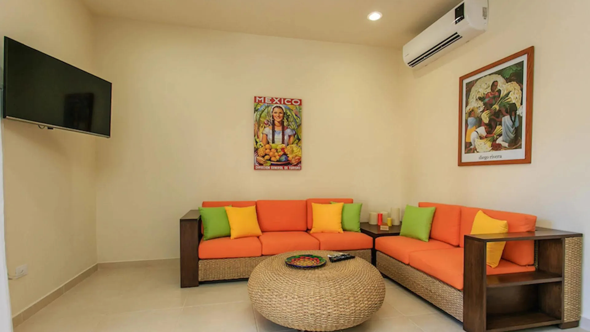 Condos Perfectly Situated Between The Beach & Tulum Town By Stella Rentals 墨西哥