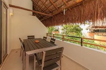 Condos Perfectly Situated Between The Beach & Tulum Town By Stella Rentals Hotel