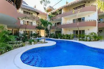 Condos Perfectly Situated Between The Beach & Tulum Town By Stella Rentals Hotel