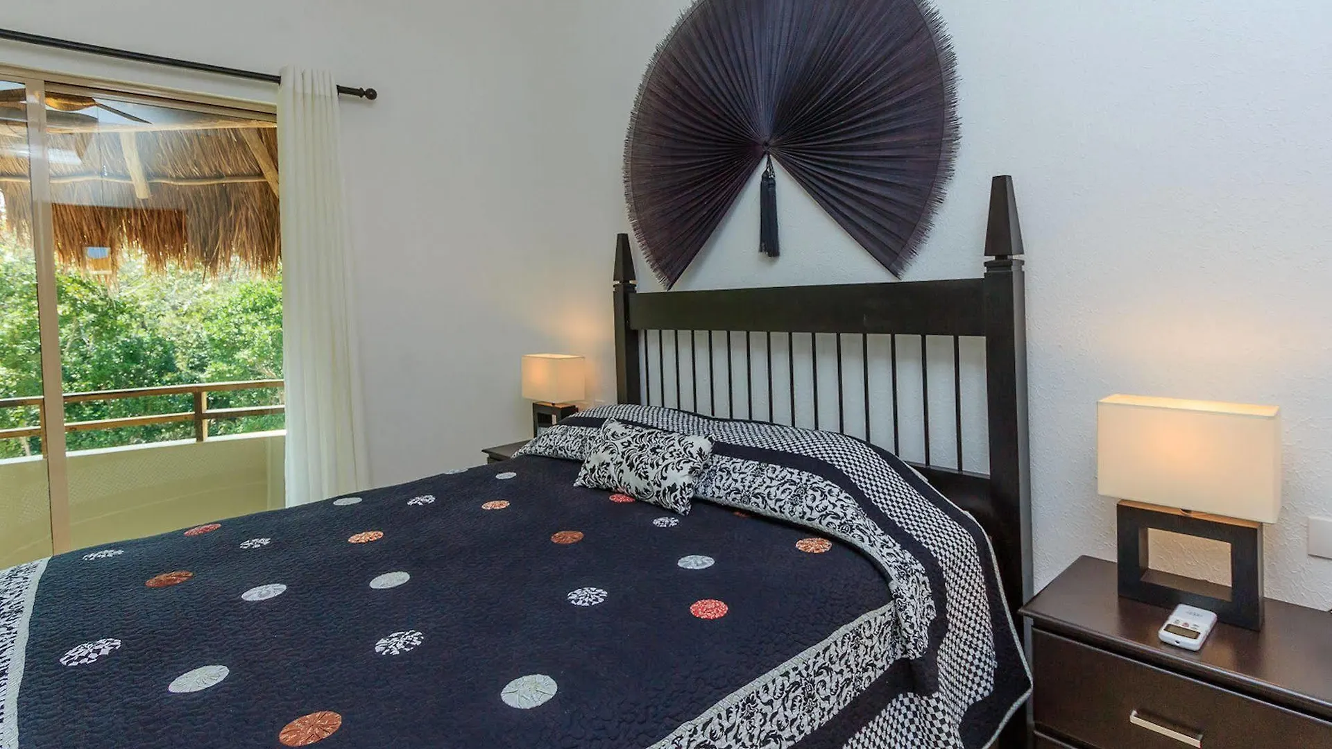 Condos Perfectly Situated Between The Beach & Tulum Town By Stella Rentals 3*,